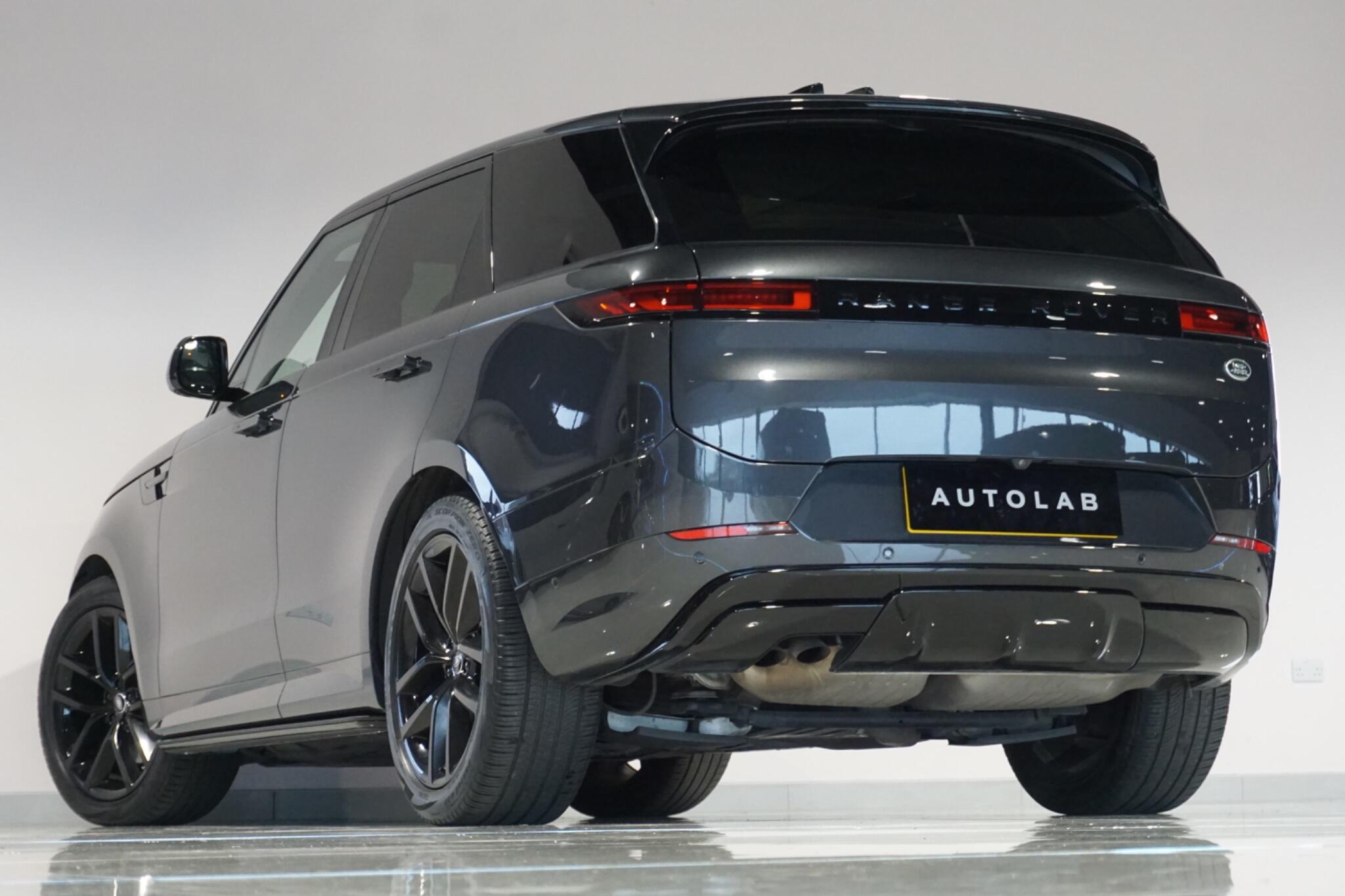 Land Rover Range Rover Sport 3.0 D300 MHEV Dynamic SE SUV 5dr Diesel Auto 4WD Euro 6 (s/s) (300 ps)